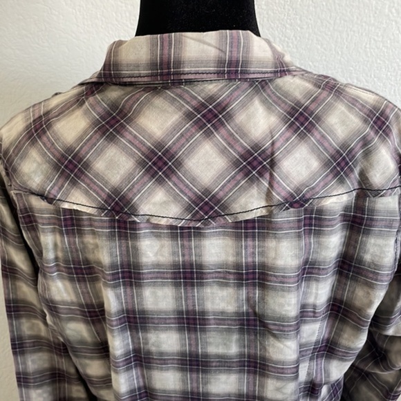 BlankNYC Plaid button Down Flannel Blouse 0020 - Picture 6 of 9